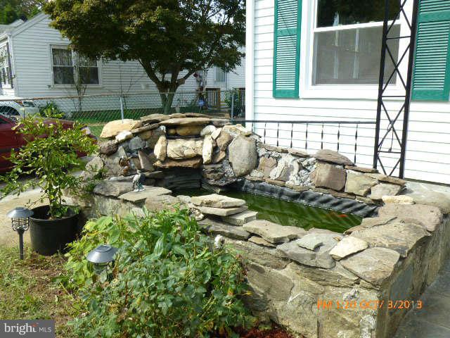6928 Oak Ridge Road Falls Church, VA 22042 - Photo 14 of 19 FISH POND