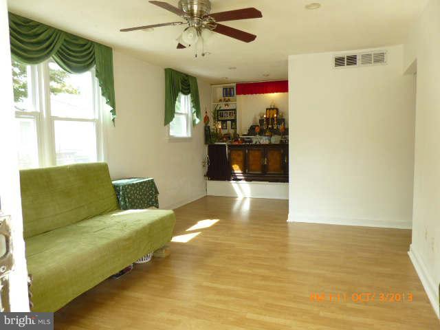 6928 Oak Ridge Road Falls Church, VA 22042 - Photo 3 of 19 Living Room & Dining Room