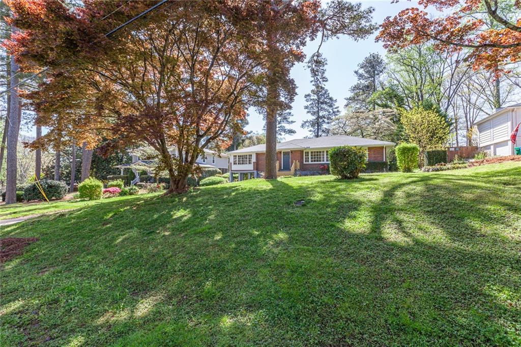 2115 Pinellas Trail Decatur, GA 30033 - Photo 2 of 29