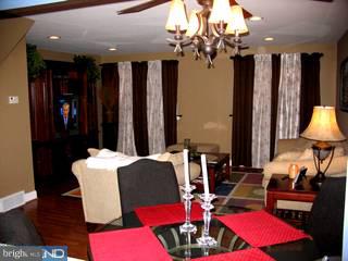 12145 Aster Road Philadelphia, PA 19154 - Photo 2 of 6 Gallery Image 2