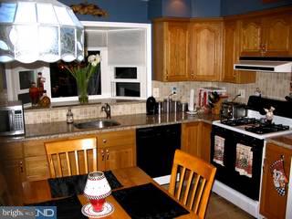 12145 Aster Road Philadelphia, PA 19154 - Photo 6 of 6 Gallery Image 6