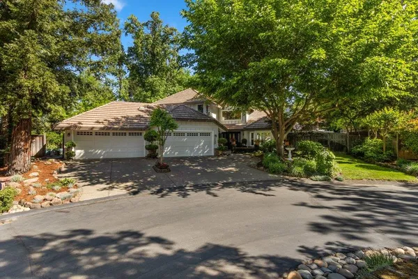 $1,375,000 | 3630 Charring Lane, Carmichael, CA 95608