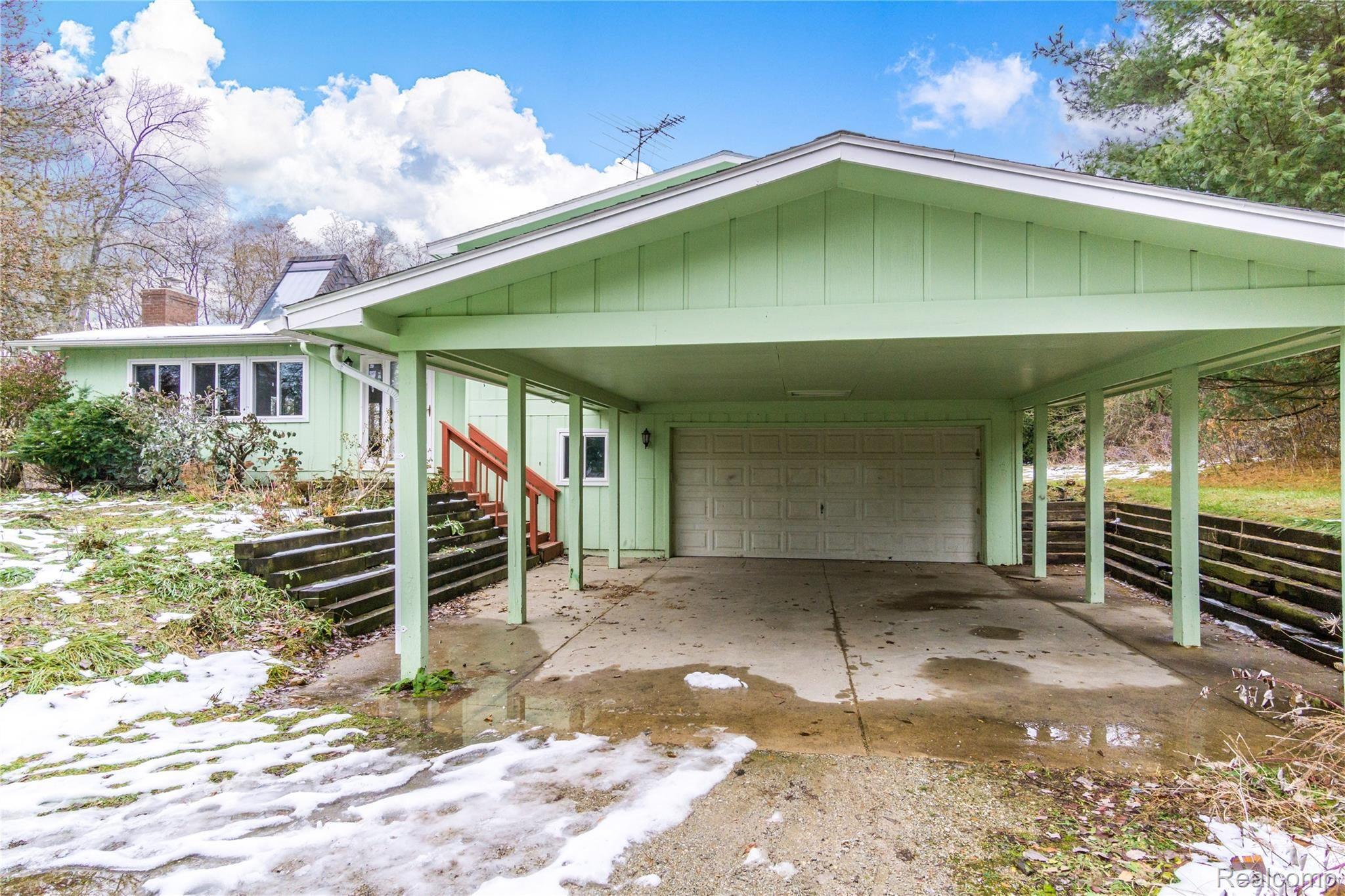 13099 Holtforth Road Fenton, MI 48430 - Photo 20 of 20 Exteriors (3 of 13).jpg