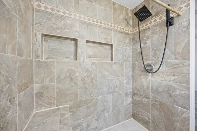 $232,500 | 3304 Bluefield Drive, Pasadena, TX 77503