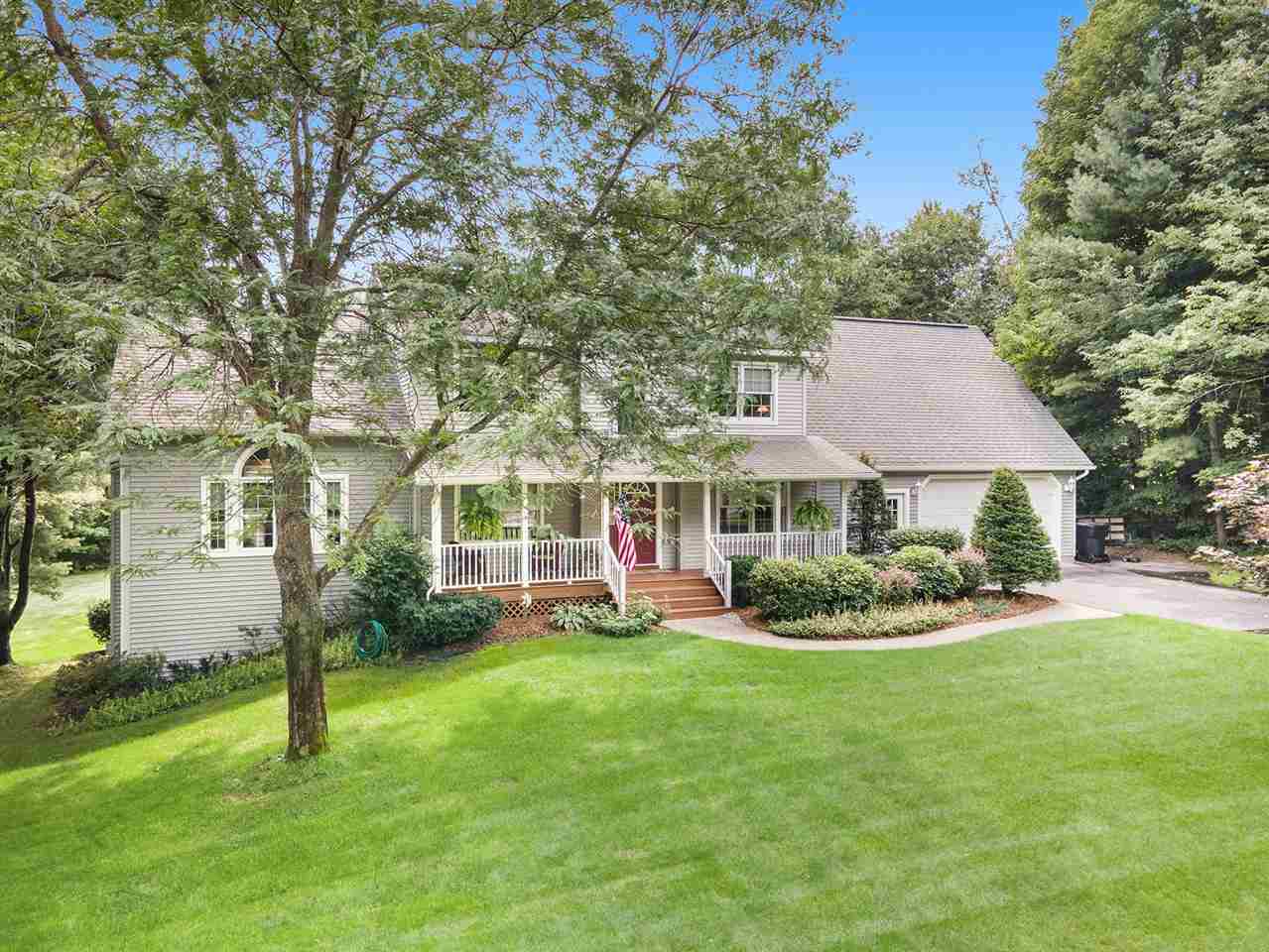 9701 Crescent Shores Road Traverse City, MI 49685 - Photo 40 of 49 1892215-41.JPG