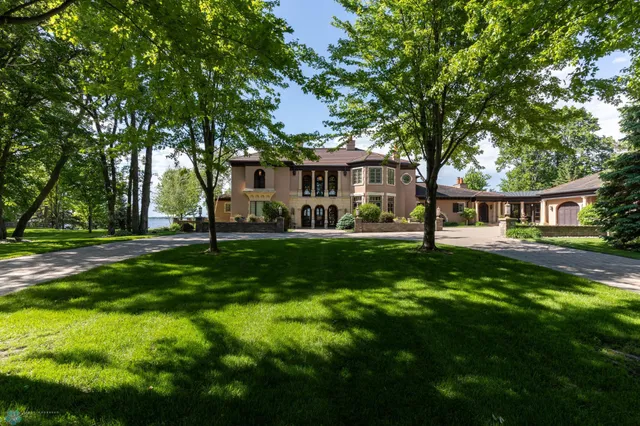 $14,000,000 | 45329 Red Pine Loop, Perham, MN 56573