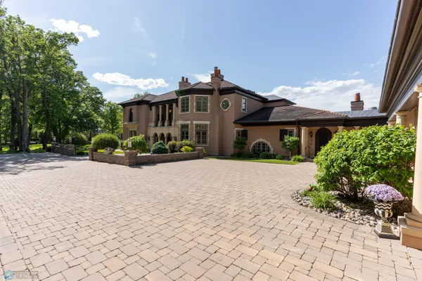 $14,000,000 | 45329 Red Pine Loop, Perham, MN 56573