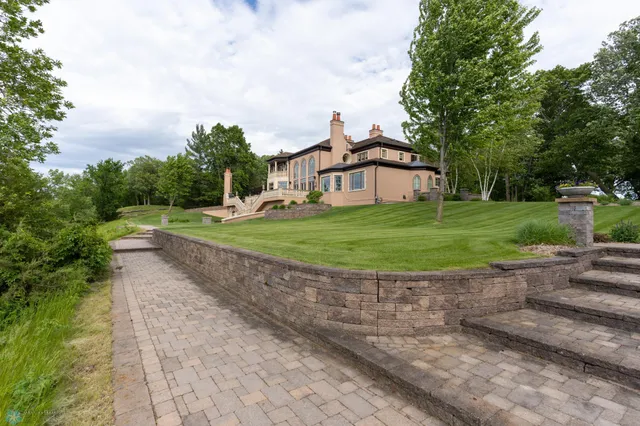 $14,000,000 | 45329 Red Pine Loop, Perham, MN 56573