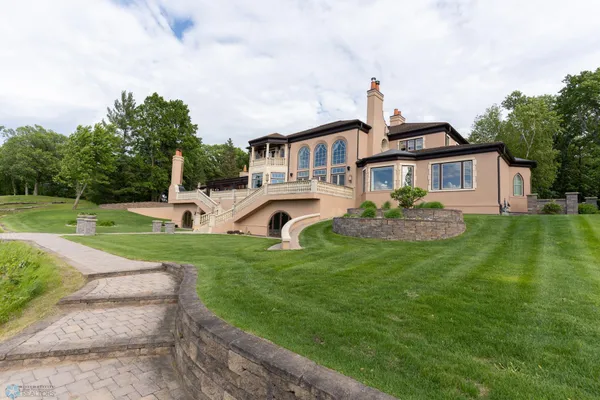 $14,000,000 | 45329 Red Pine Loop, Perham, MN 56573