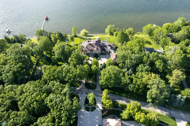 $14,000,000 | 45329 Red Pine Loop, Perham, MN 56573