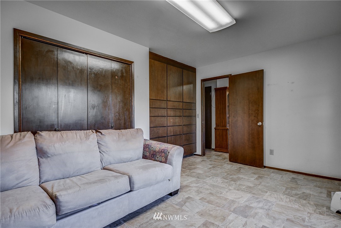 787 Silver Lake Road Oak Harbor, WA 98277 - Photo 16 of 25 Gallery Image 16