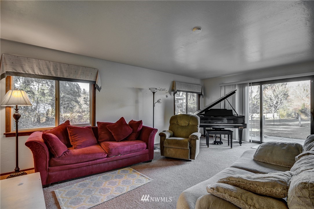 787 Silver Lake Road Oak Harbor, WA 98277 - Photo 10 of 25 Gallery Image 10