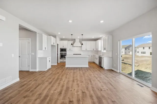 $689,990 | 6235 Jensen Avenue, Cottage Grove, MN 55016