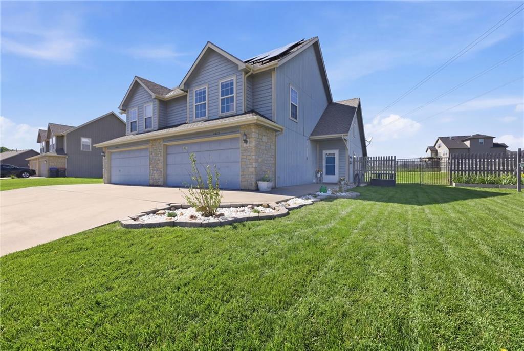 16820 Sheehan Road Basehor, KS 66007 - Photo 1 of 26
