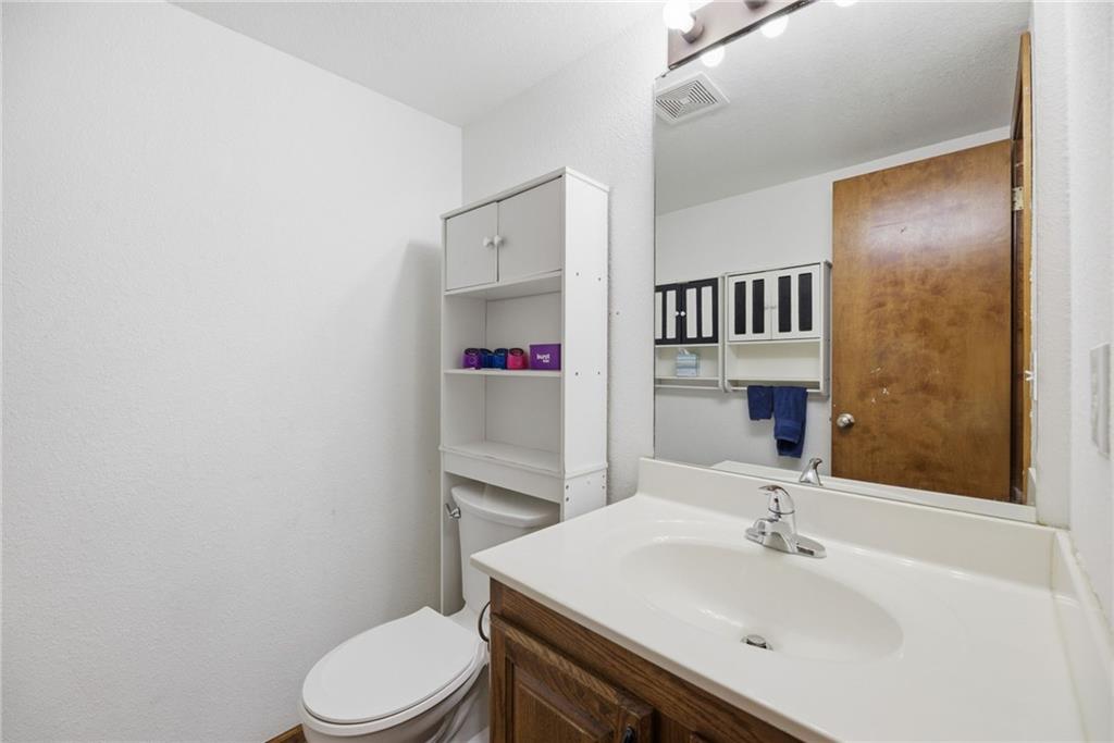 16820 Sheehan Road Basehor, KS 66007 - Photo 11 of 26