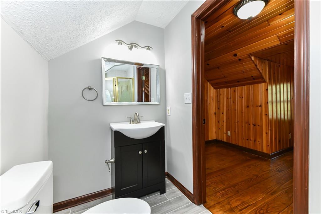 595 Quesinberry Road Eden, NC 27288 - Photo 36 of 45 Upstairs Features a Full Bath