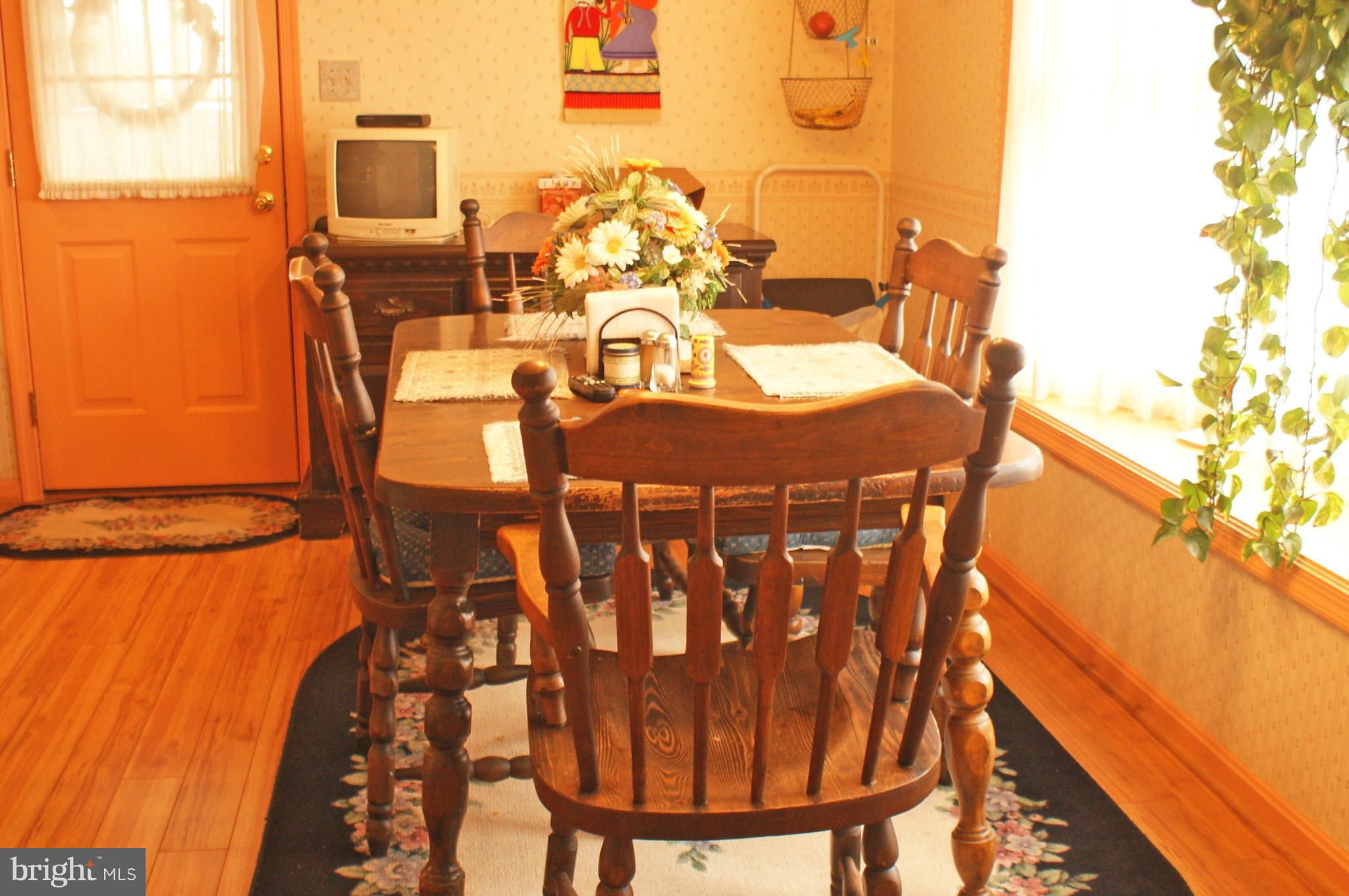 16114 Kent Road Laurel, MD 20707 - Photo 9 of 28 Kitchen, View 2