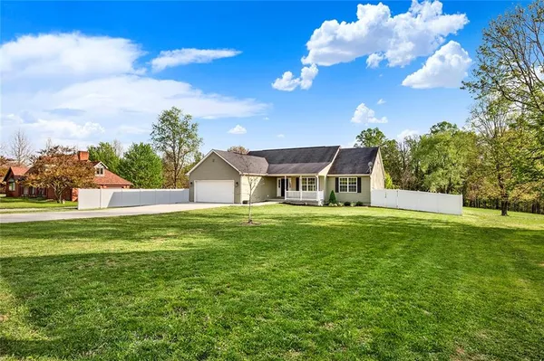 $434,900 | 667 Old Frame Road, Smithfield, PA 15478