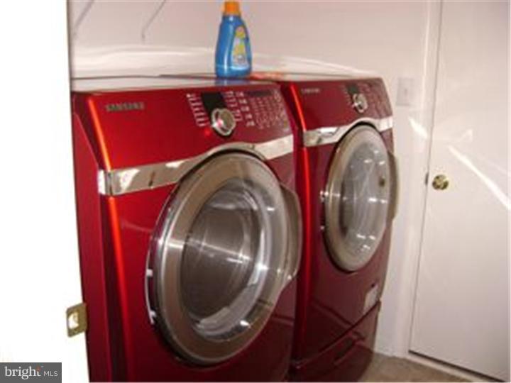 409 Georgetown Road Carneys Point, NJ 08069 - Photo 13 of 20 Laundry Room