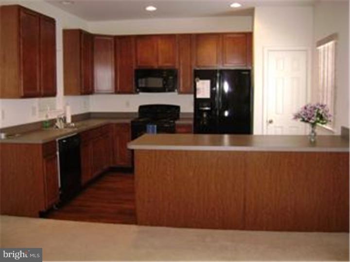 409 Georgetown Road Carneys Point, NJ 08069 - Photo 8 of 20 Kitchen