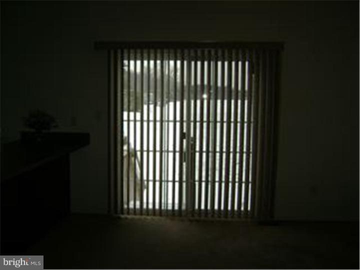 409 Georgetown Road Carneys Point, NJ 08069 - Photo 10 of 20 Dining Room