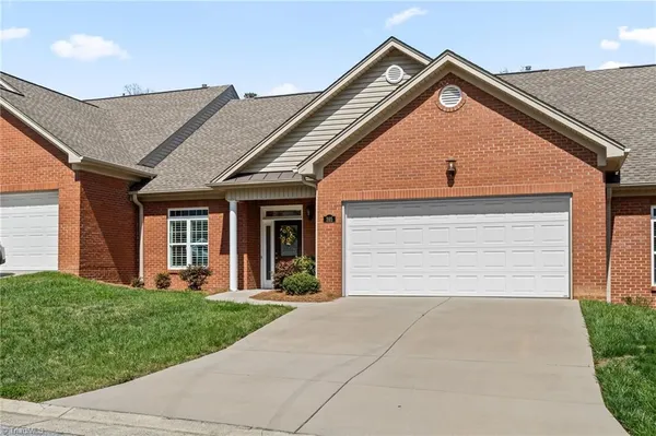 $295,000 | 395 Northbridge Drive, High Point, NC 27265