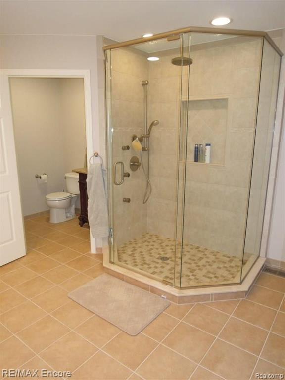 3822 Windingbrook Circle, Unit 8 Rochester Hills, MI 48309 - Photo 39 of 64
