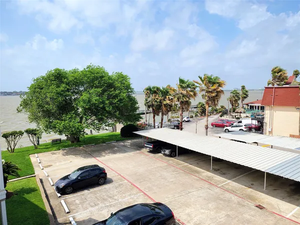 a view of outdoor space yard and patio