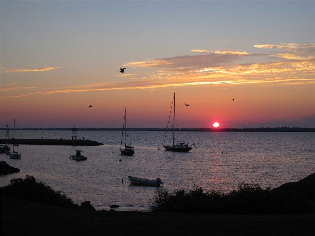 10 Minnesota Road Little Compton, RI 02837 - Photo 12 of 44