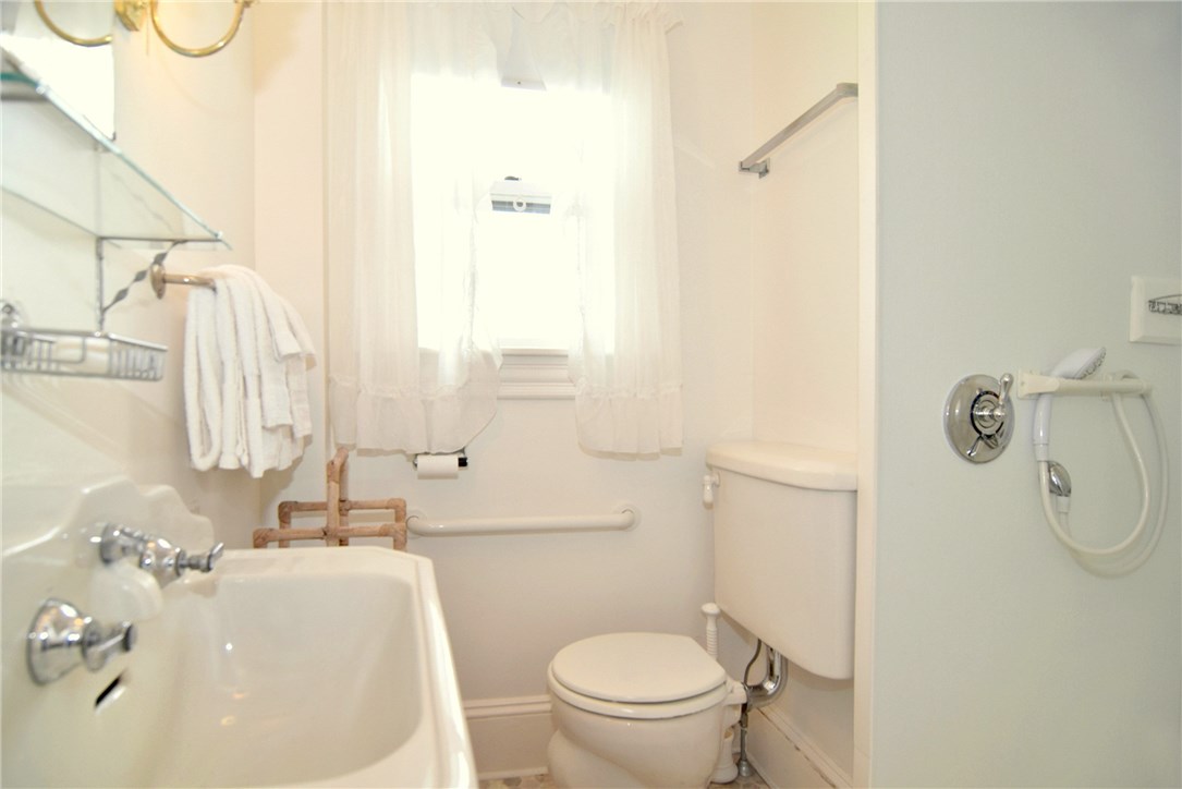 10 Minnesota Road Little Compton, RI 02837 - Photo 20 of 44