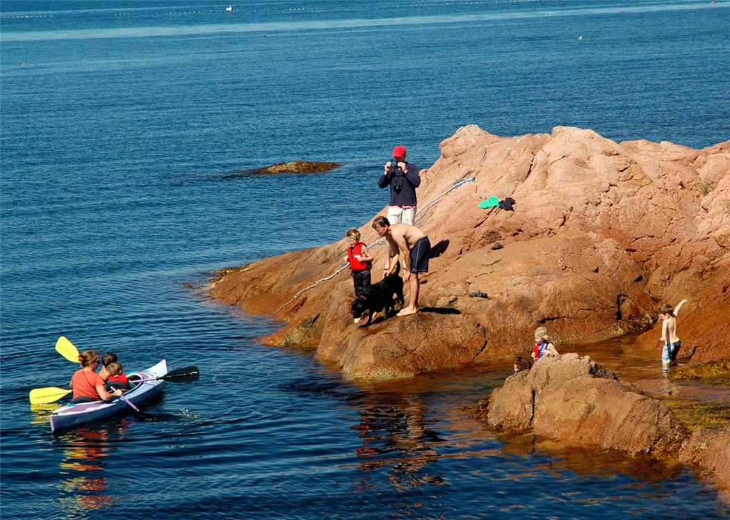 10 Minnesota Road Little Compton, RI 02837 - Photo 9 of 44