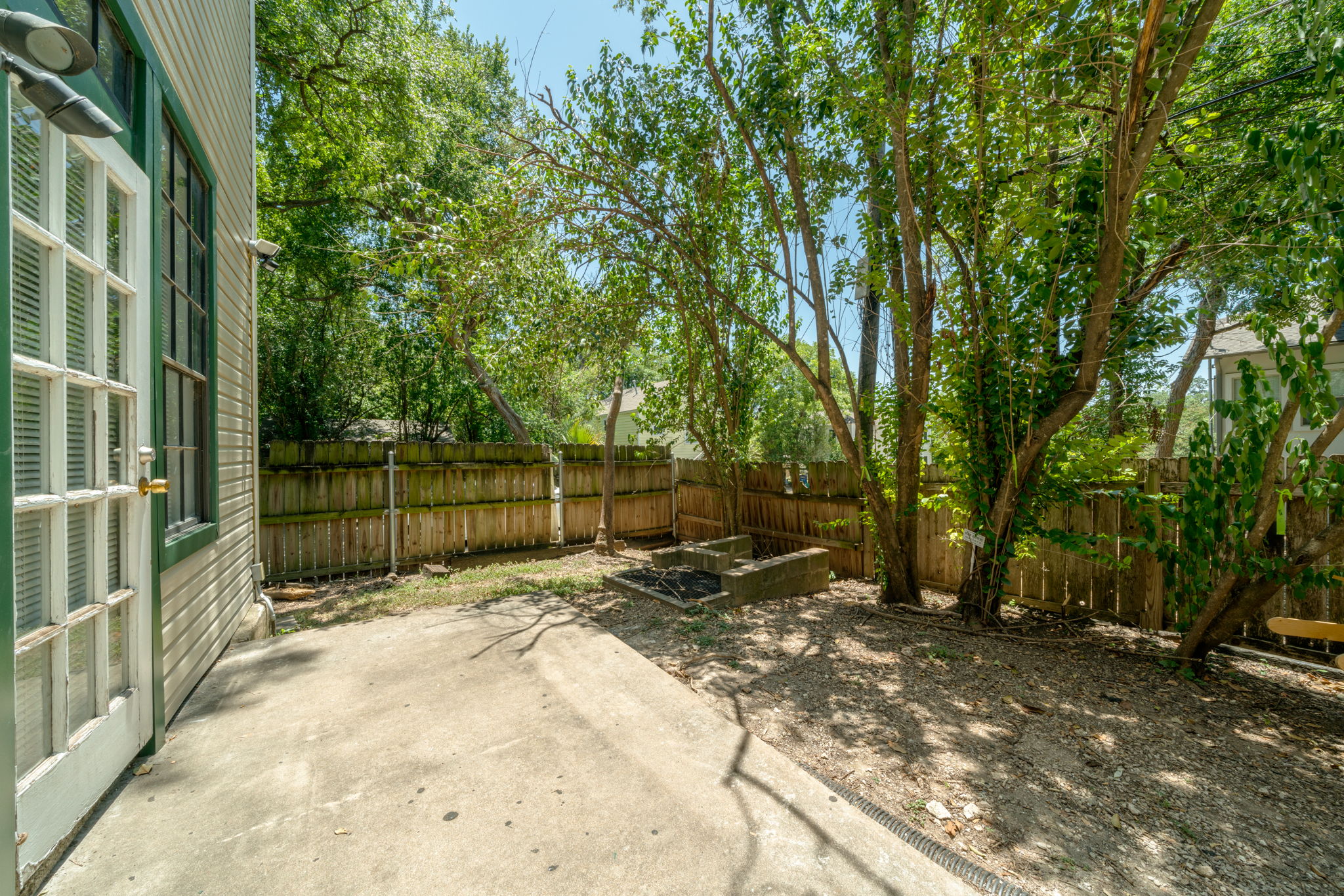 2300 Leon Street, Unit 101 Austin, TX 78705 - Photo 6 of 36