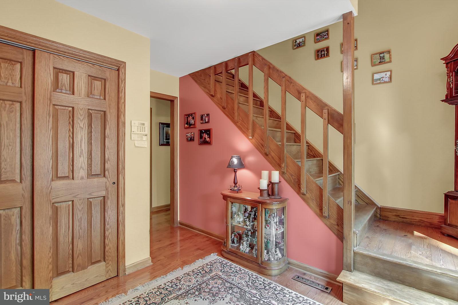 760 Ridge Road Lewisberry, PA 17339 - Photo 2 of 35
