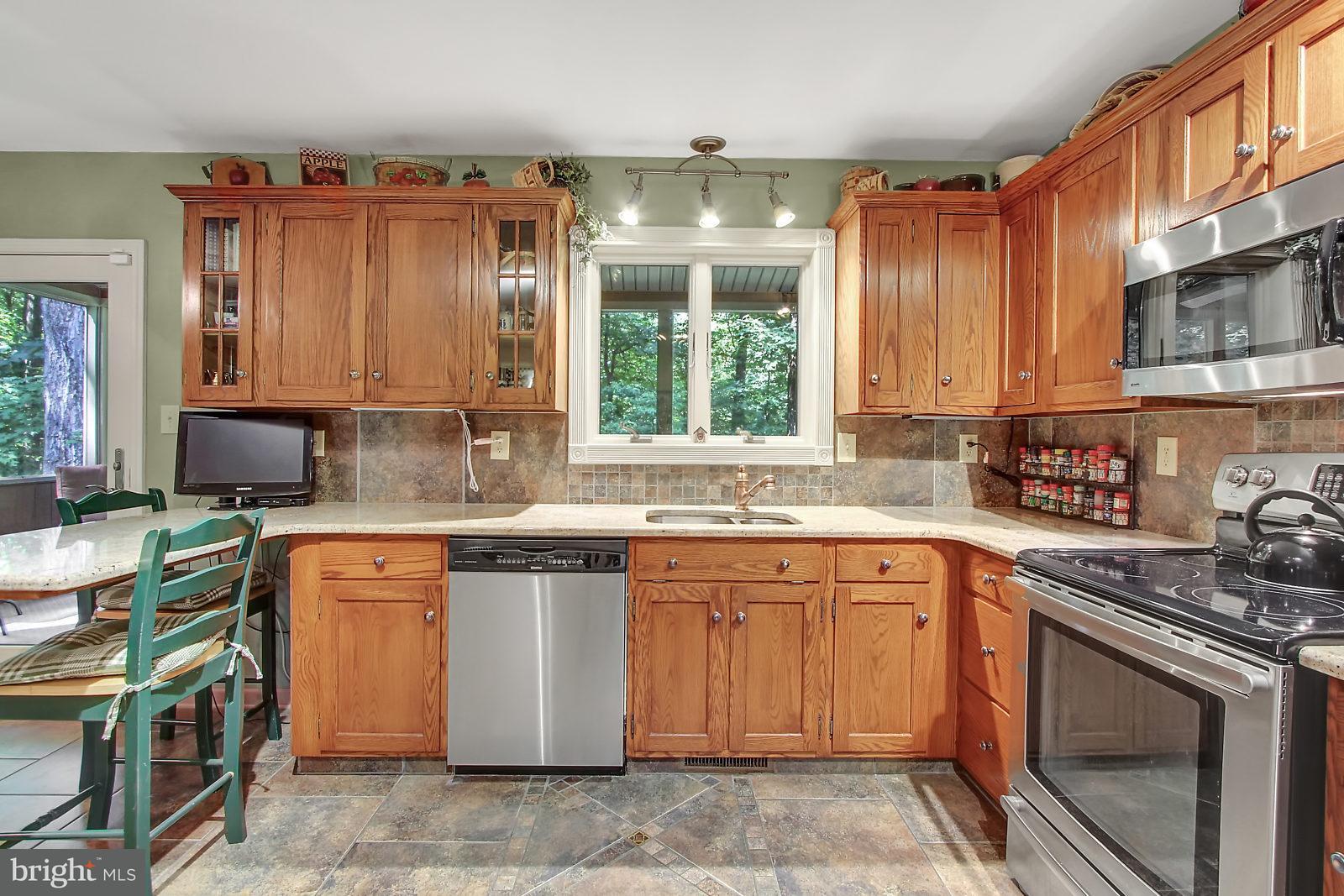 760 Ridge Road Lewisberry, PA 17339 - Photo 12 of 35