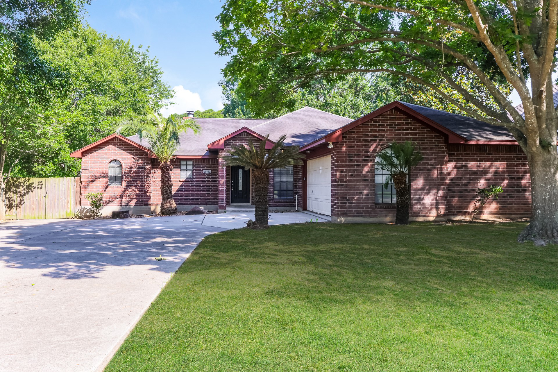 28752 Aloha Lane Montgomery, TX 77356 - Photo 1 of 18