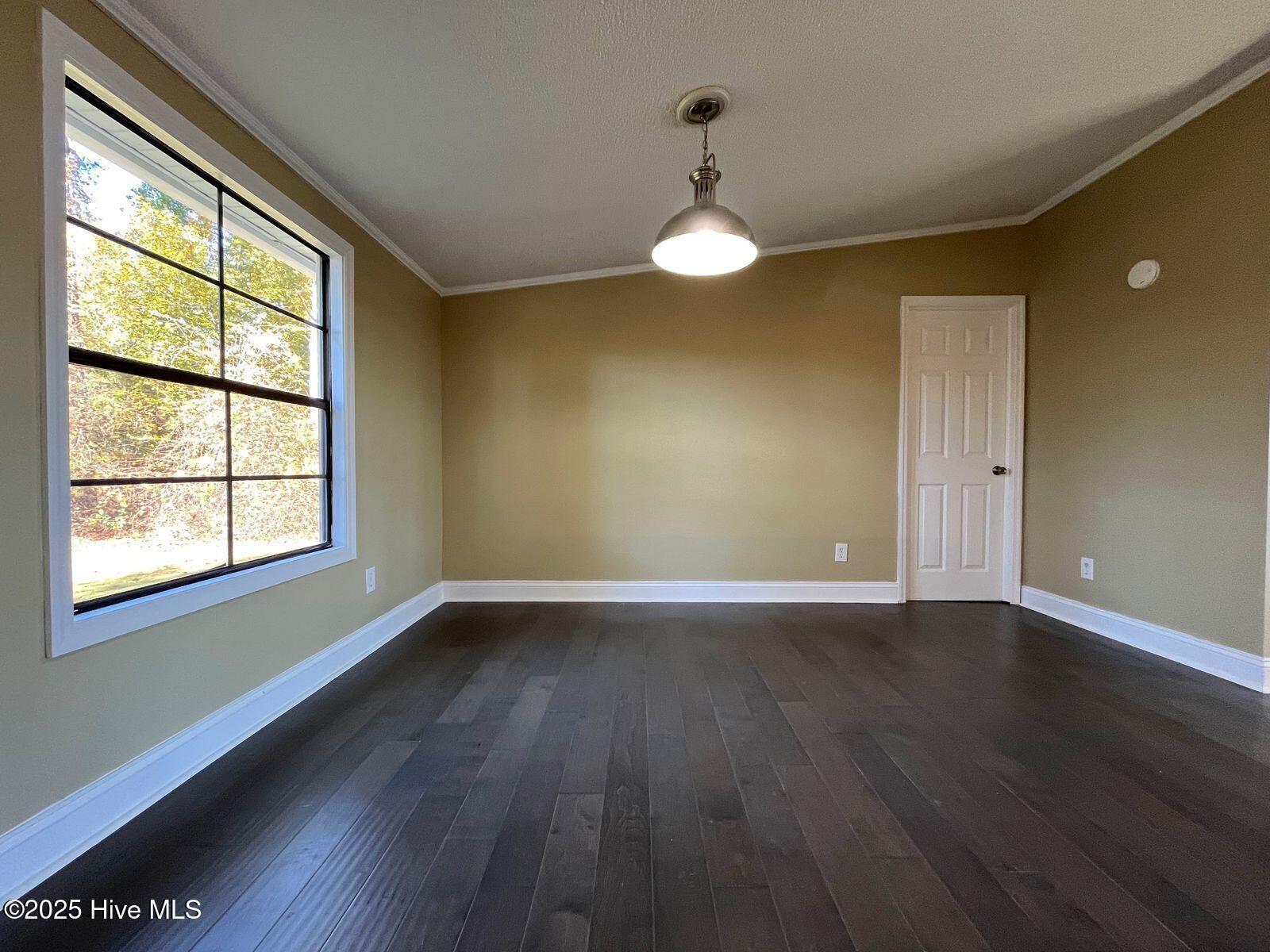 188 Shady Grove Road Carthage, NC 28327 - Photo 16 of 34 188 dining