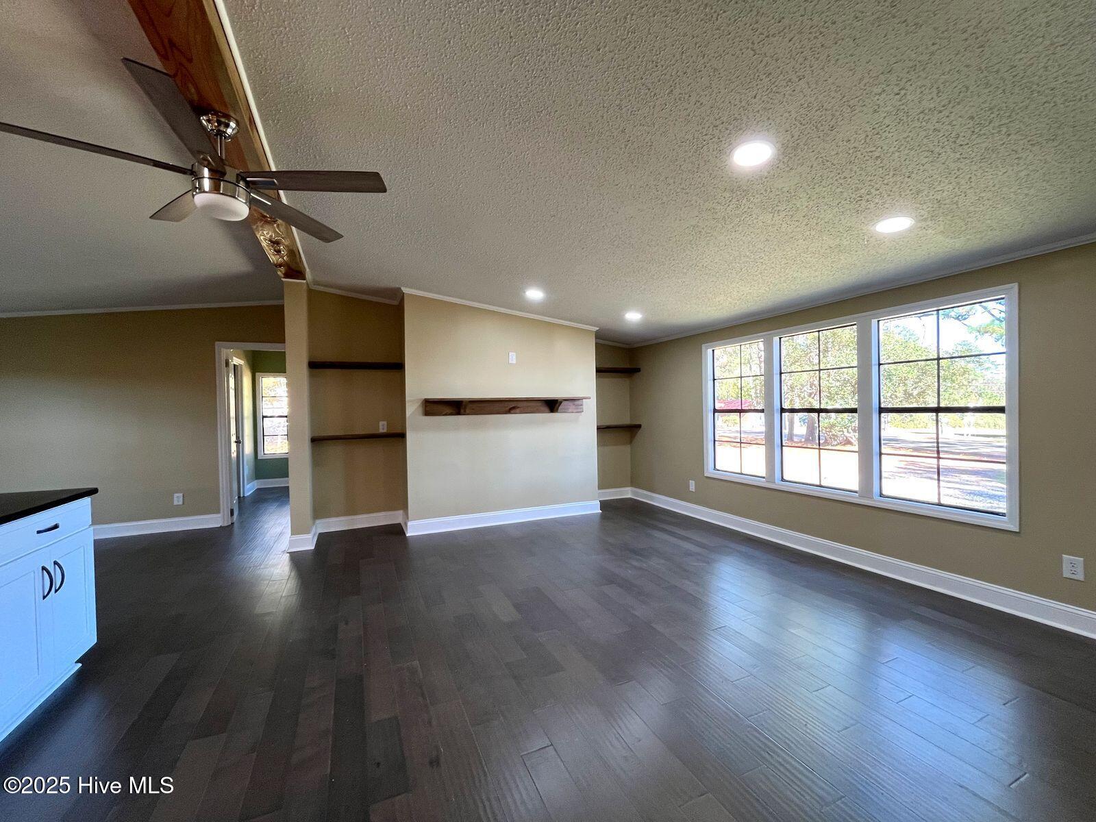 188 Shady Grove Road Carthage, NC 28327 - Photo 4 of 34 188 living 6