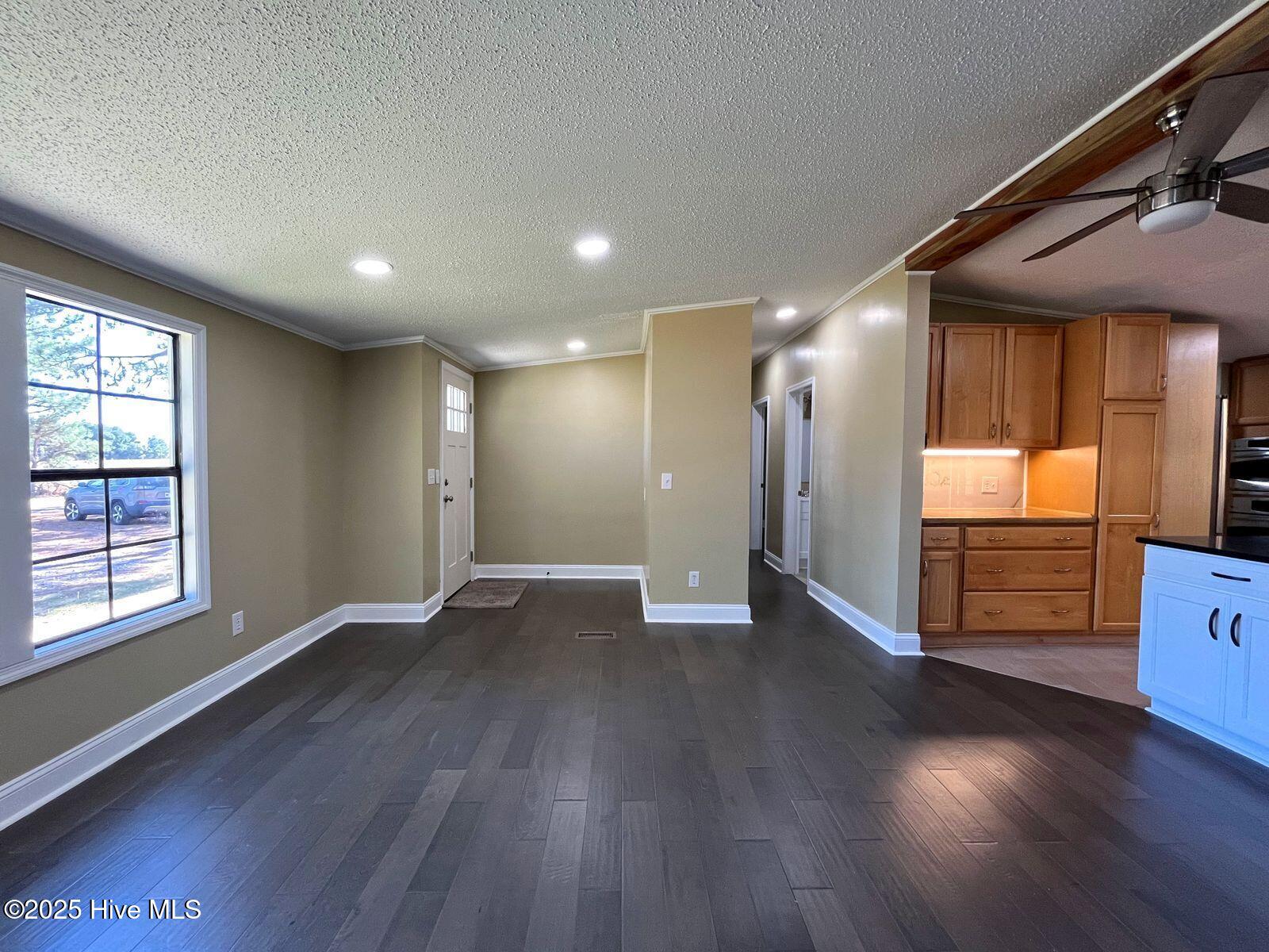 188 Shady Grove Road Carthage, NC 28327 - Photo 5 of 34 188 living 3