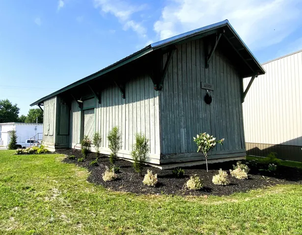 $157,000 | 103 West Rochester Street, Akron, IN 46910