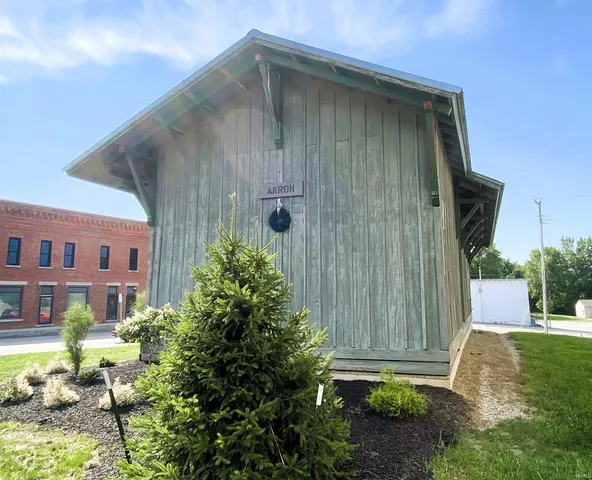 $157,000 | 103 West Rochester Street, Akron, IN 46910