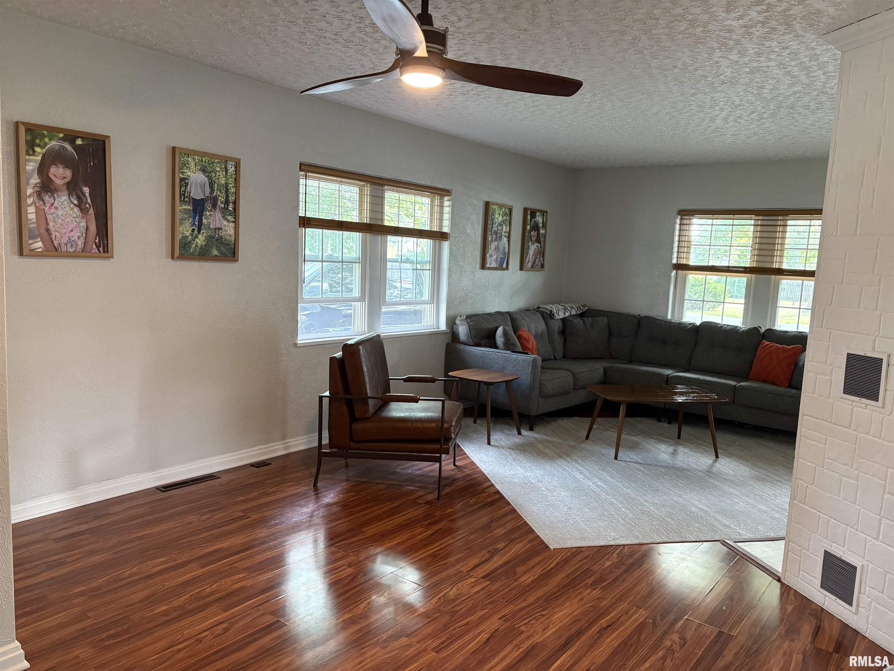 813 Ritter Street Pinckneyville, IL 62274 - Photo 7 of 19 Gallery Image 7
