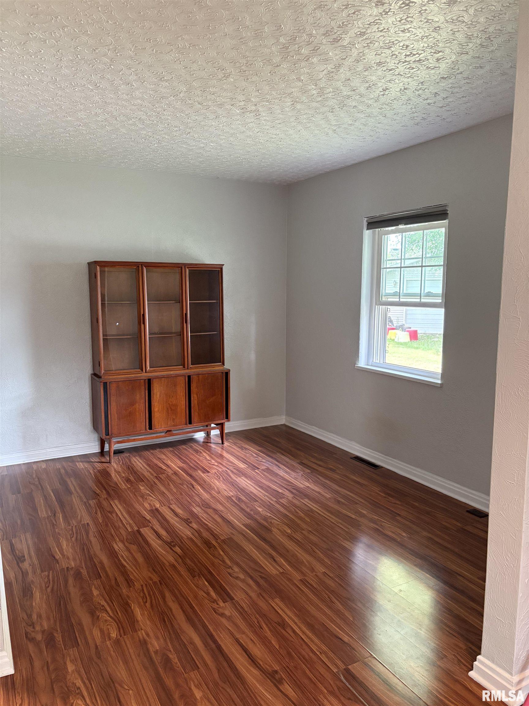 813 Ritter Street Pinckneyville, IL 62274 - Photo 10 of 19 Gallery Image 10