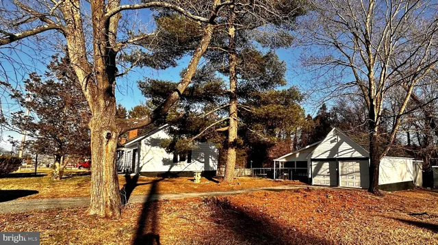 a view of outdoor space yard and patio