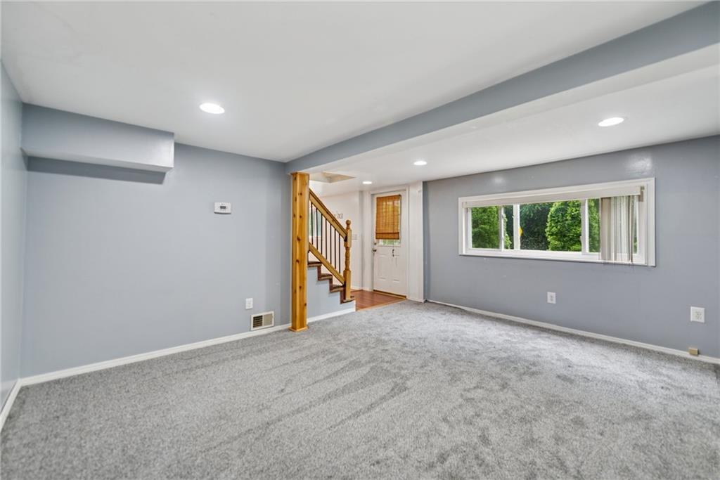 419 Lime Hollow Road Verona, PA 15147 - Photo 11 of 23 Gallery Image 11