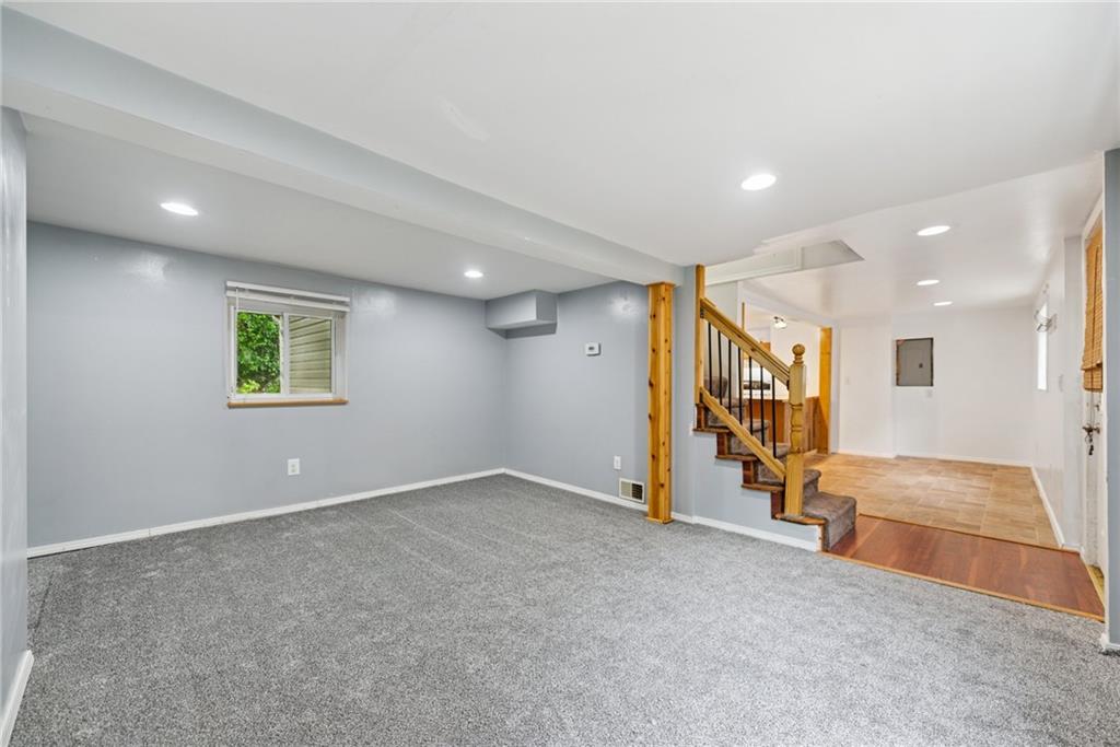 419 Lime Hollow Road Verona, PA 15147 - Photo 12 of 23 Gallery Image 12