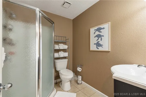 $460,000 | 523 Lucy Road, Lake Ozark, MO 65049