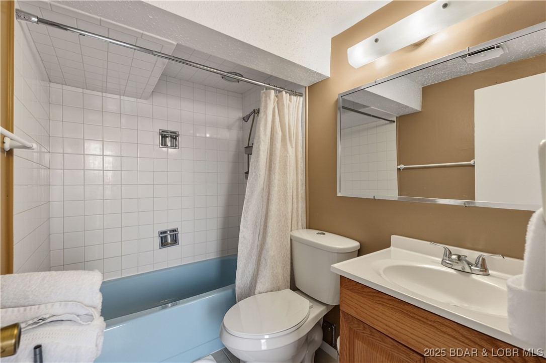 523 Lucy Road Lake Ozark, MO 65049 - Photo 22 of 61