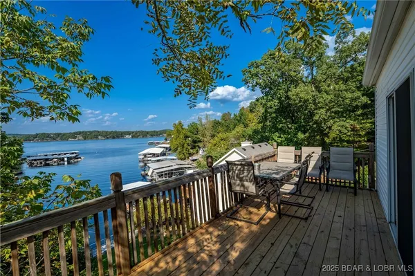 $460,000 | 523 Lucy Road, Lake Ozark, MO 65049
