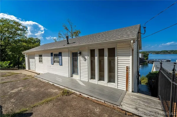 $460,000 | 523 Lucy Road, Lake Ozark, MO 65049