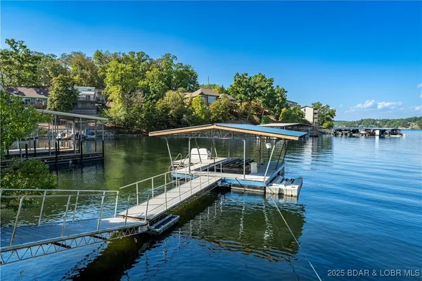 $460,000 | 523 Lucy Road, Lake Ozark, MO 65049